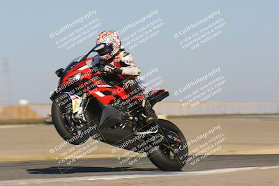 media/Oct-29-2023-Carters at The Track (Sun) [[b2bb4383ab]]/B Plus/220pm (Wheelie Bump)/